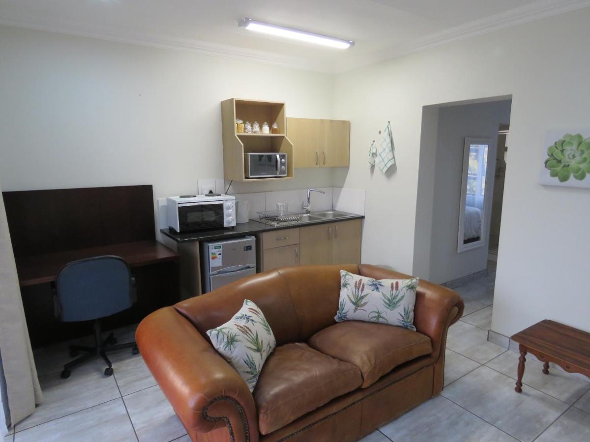 Sunbird Garden Cottage Pretoria Room photo